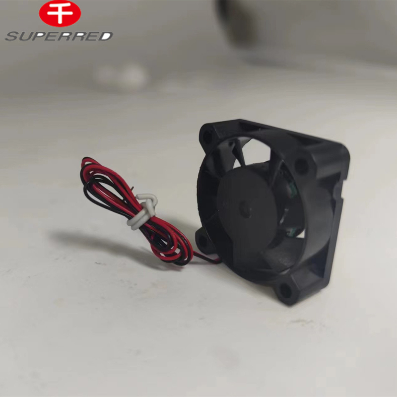 パワーフルDCCPファン 80x80x25 12VDC冷却ファン コンピュータ冷却システム
